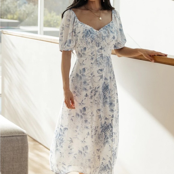 Baltic Born Dresses & Skirts - Brand new IN THE PACKAGE Baltic Born Dress! Size Large :)